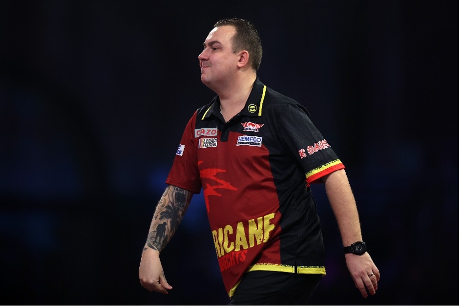 kim huybrechts lors du Belgian Darts Open