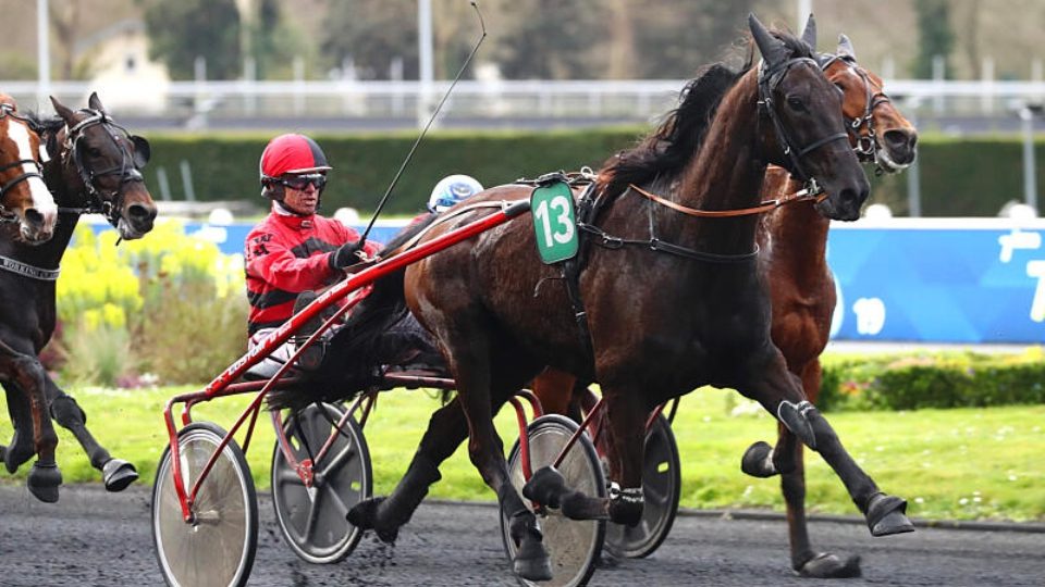 GRAND NATIONAL DU TROT
